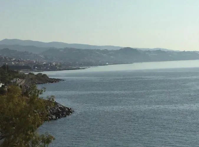 Marina Capo Pino * San Remo